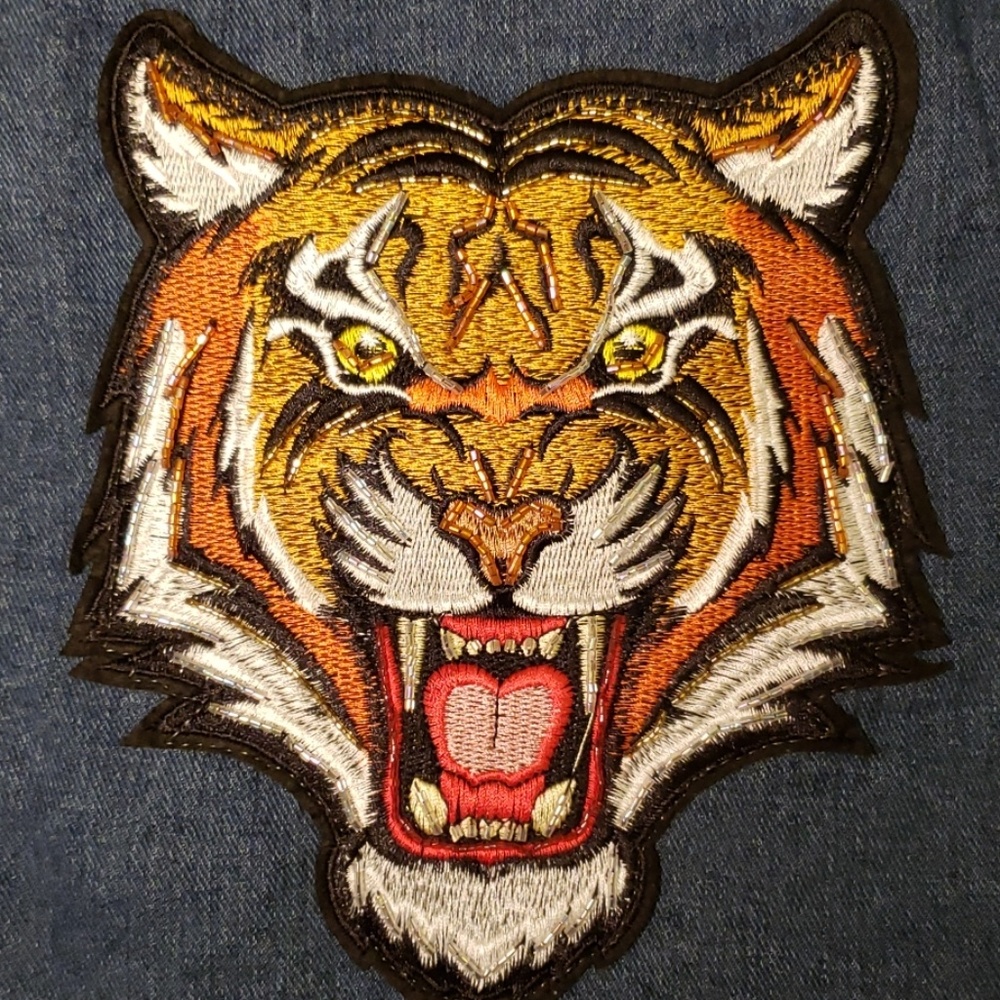 Los Angeles Tiger Denim Jacket/ Patch Jean Jacket - Picture 7 of 8